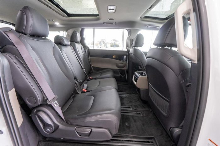 2024 Kia Carnival GT-Line HEV