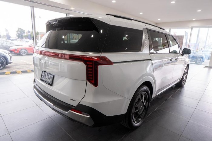 2024 Kia Carnival GT-Line HEV