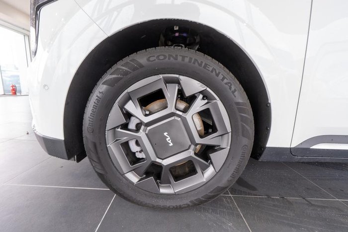 2024 Kia Carnival GT-Line HEV