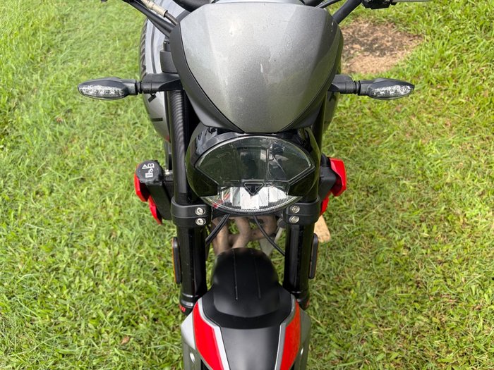 2023 Triumph TRIDENT 660 Silver