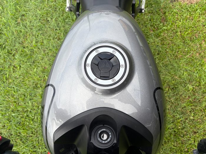 2023 Triumph TRIDENT 660 Silver