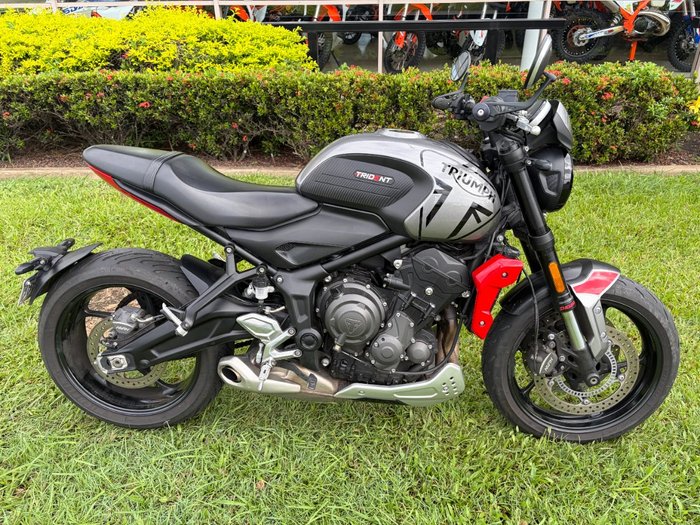 2023 Triumph TRIDENT 660 Silver