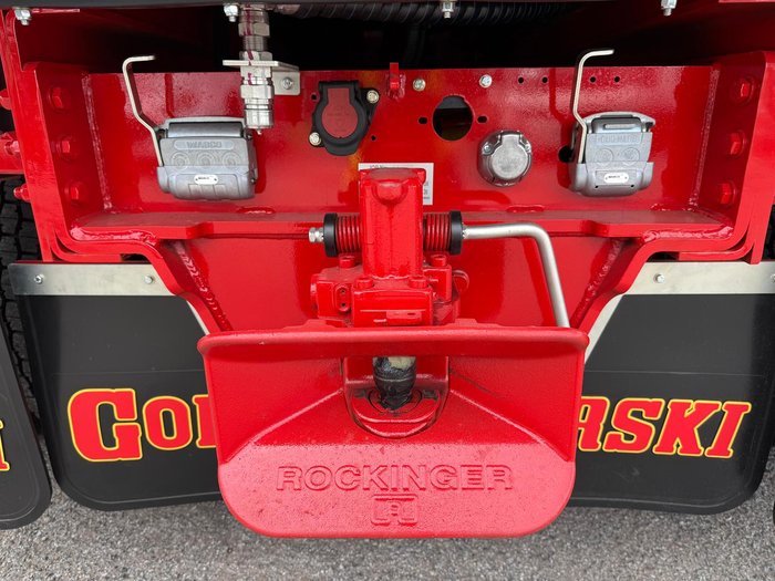 2024 Freightliner Cascadia White