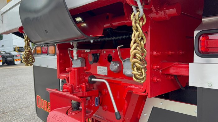 2024 Freightliner Cascadia White