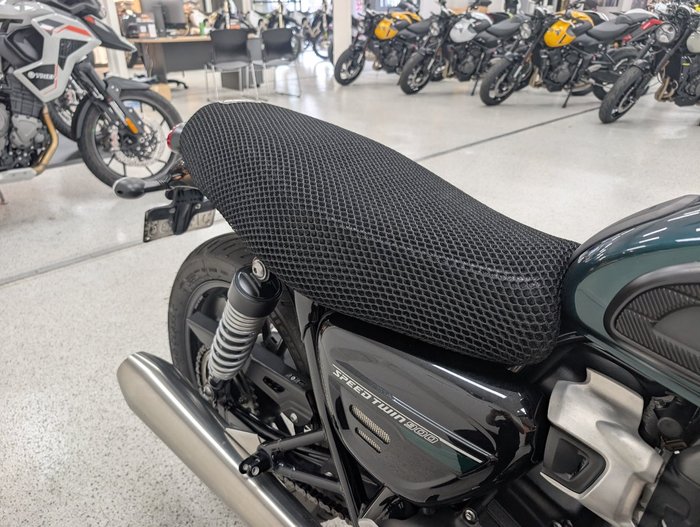 2024 Triumph 2024 Triumph 900CC Speed Twin 900 MATT KHAKI GREEN