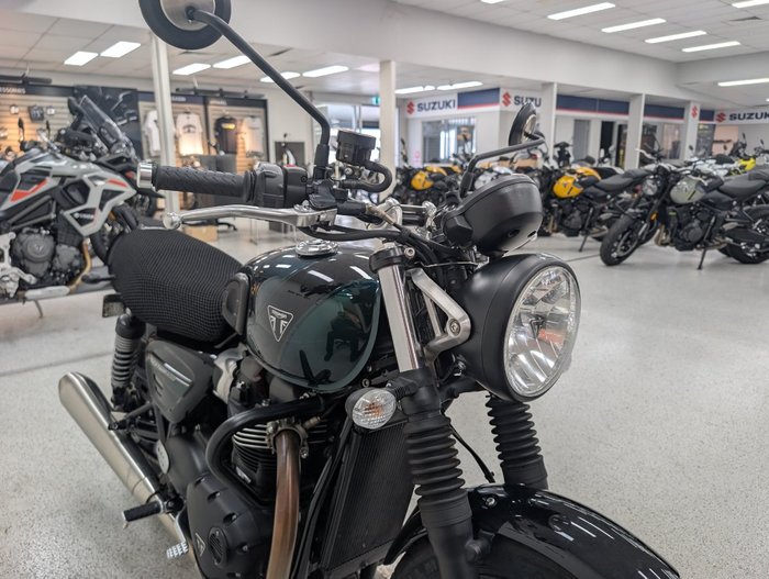 2024 Triumph 2024 Triumph 900CC Speed Twin 900 MATT KHAKI GREEN