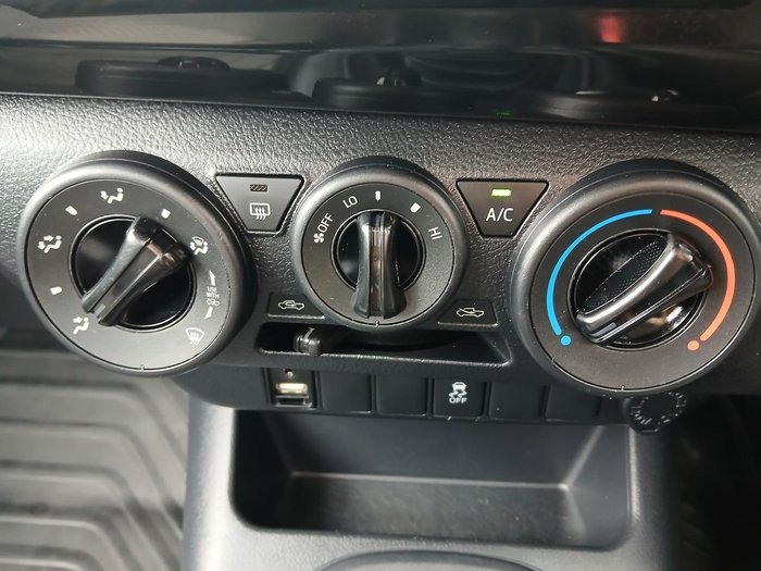 2017 Toyota Hilux Workmate