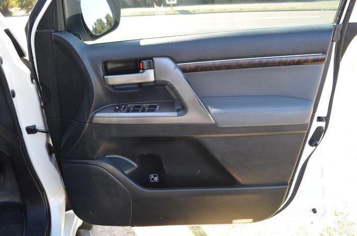 2010 Toyota Landcruiser Sahara