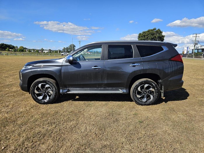 2025 Mitsubishi Pajero Sport GLS