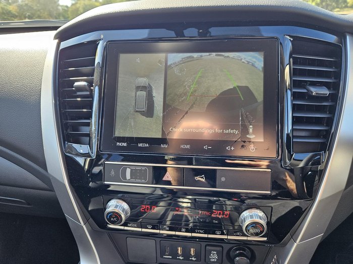 2025 Mitsubishi Pajero Sport GLS