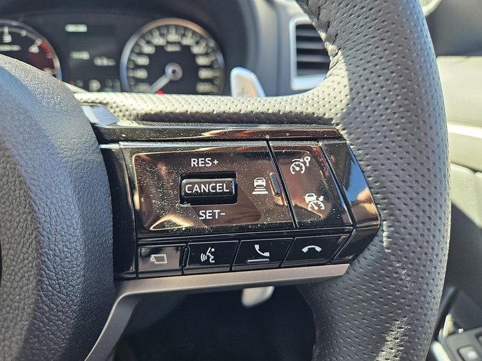 2025 Mitsubishi Pajero Sport GLS