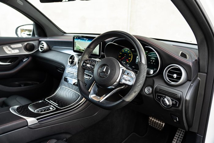 2023 Mercedes-Benz GLC-Class GLC300