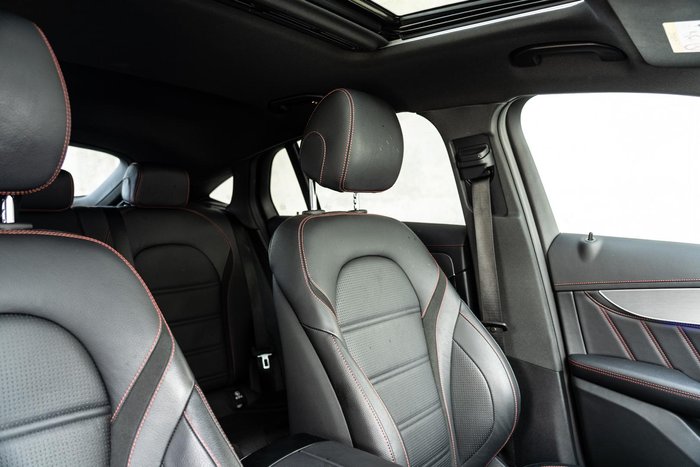 2023 Mercedes-Benz GLC-Class GLC300