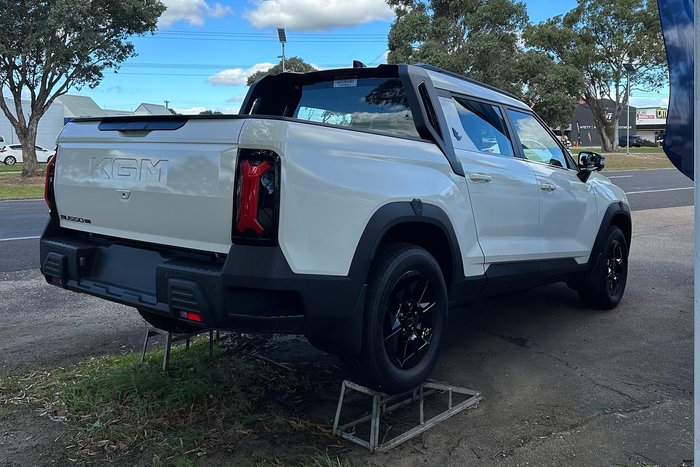 2025 KGM Musso EV 2WD Black Edge