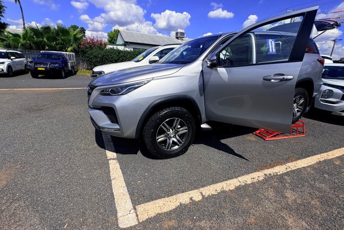 2024 TOYOTA FORTUNER