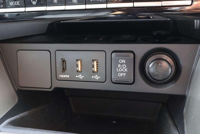 2024 Mitsubishi Pajero Sport GLS