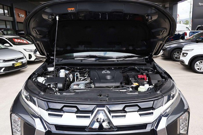 2024 Mitsubishi Pajero Sport GLS
