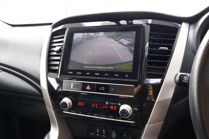 2024 Mitsubishi Pajero Sport GLS