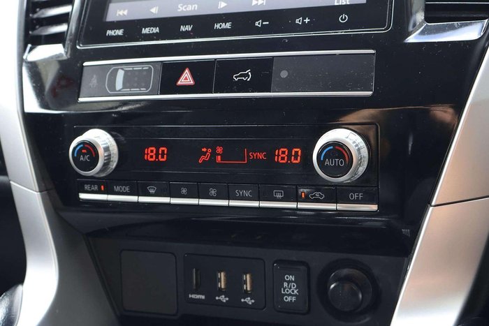 2024 Mitsubishi Pajero Sport GLS