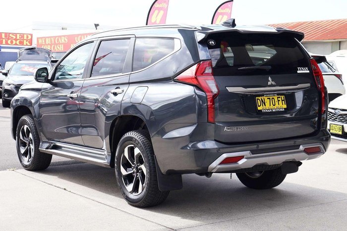 2024 Mitsubishi Pajero Sport GLS