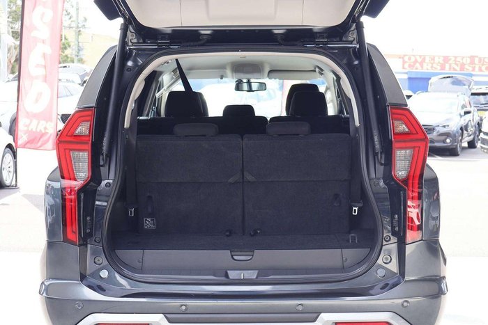 2024 Mitsubishi Pajero Sport GLS