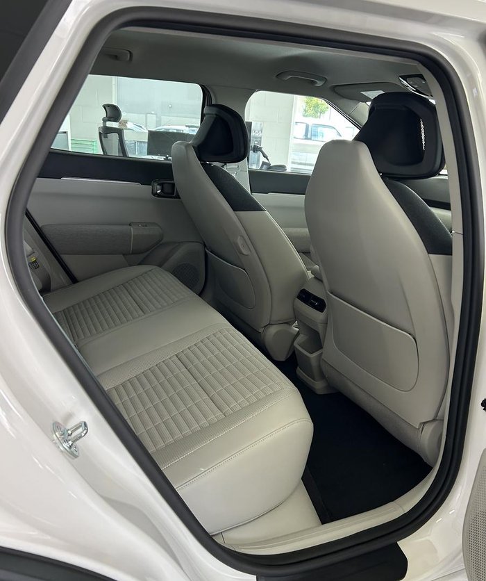 2025 Kia EV4 Earth Long Range
