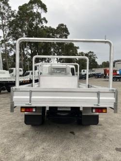 2025 Fuso Canter 615 White