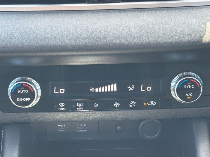 2024 Mitsubishi Outlander LS