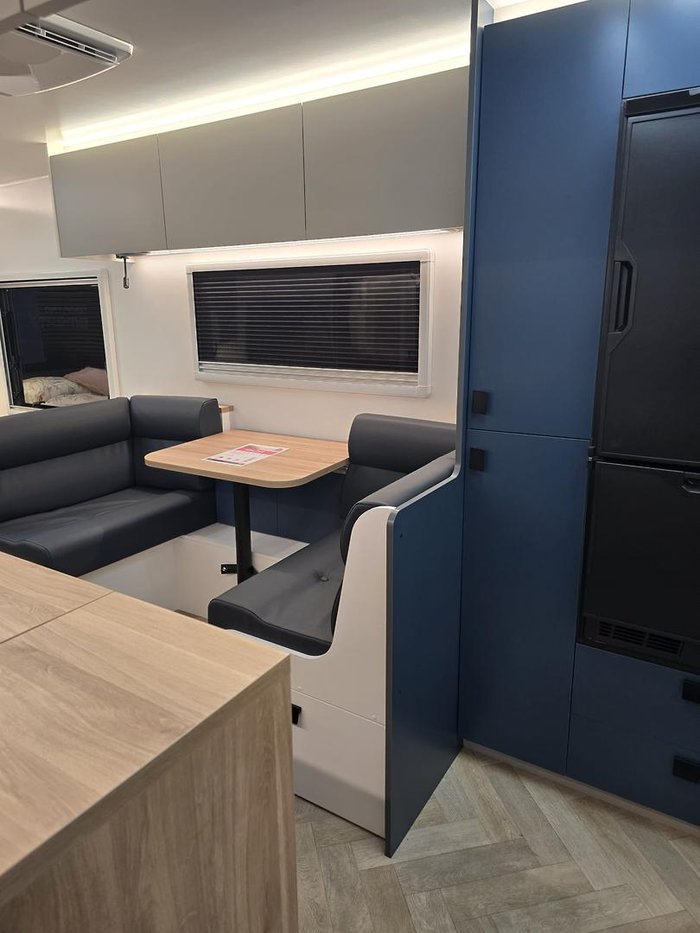 2026 New Age Caravans Manta Ray Mr20 Save $8,425 Was $ 84,249
