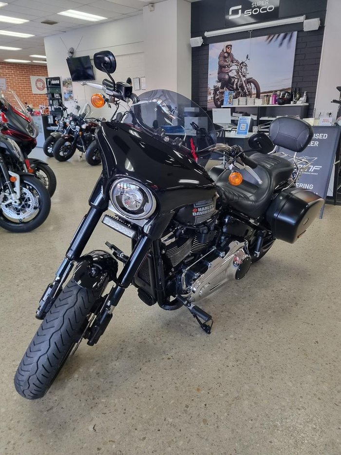 2022 Harley-Davidson Sport Glide 107 (FLSB)