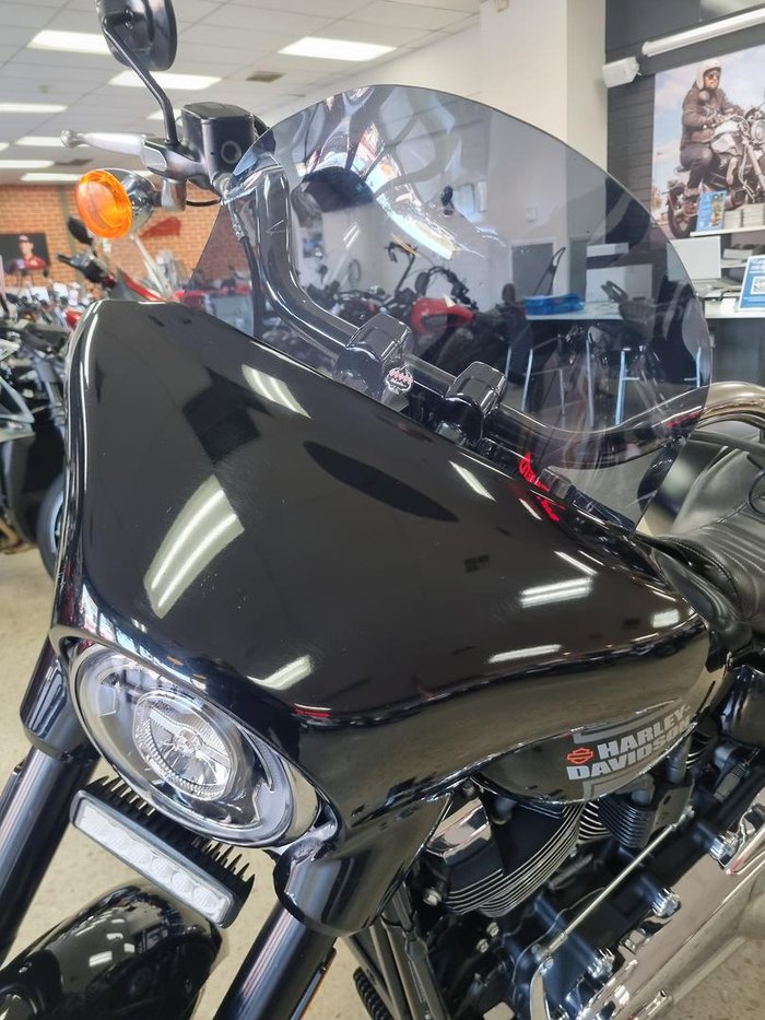 2022 Harley-Davidson Sport Glide 107 (FLSB)