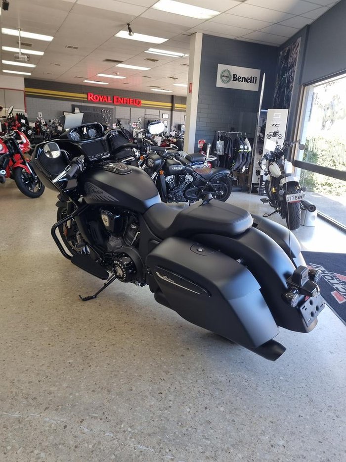 2025 Indian Challenger Dark Horse 112