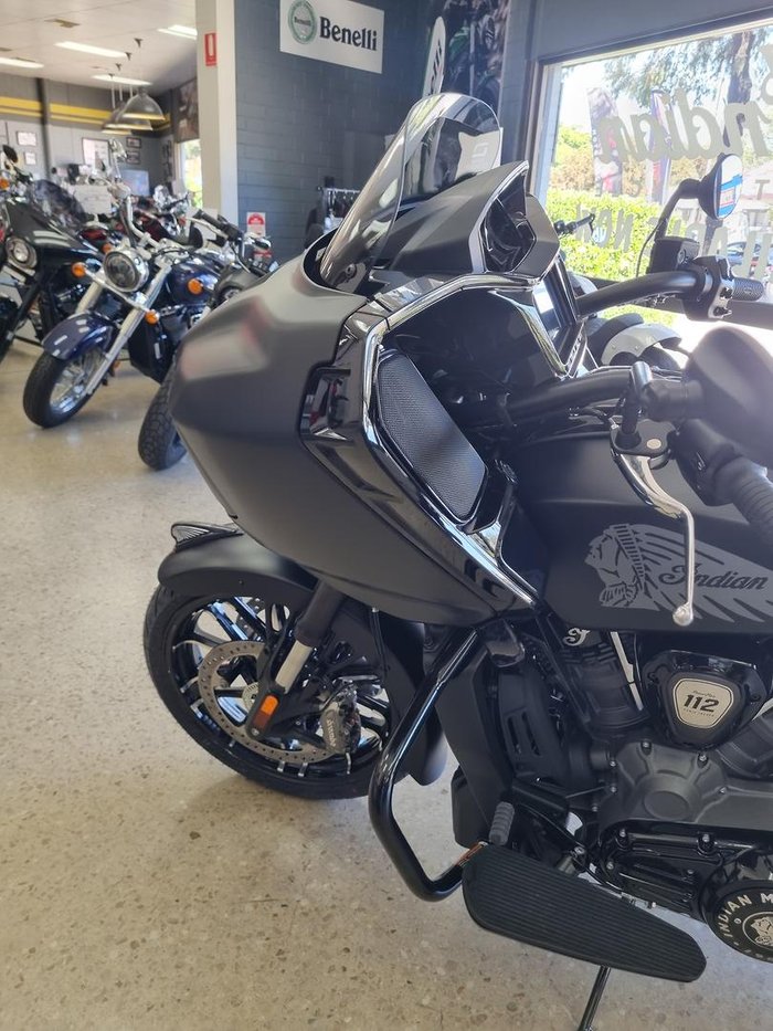 2025 Indian Challenger Dark Horse 112