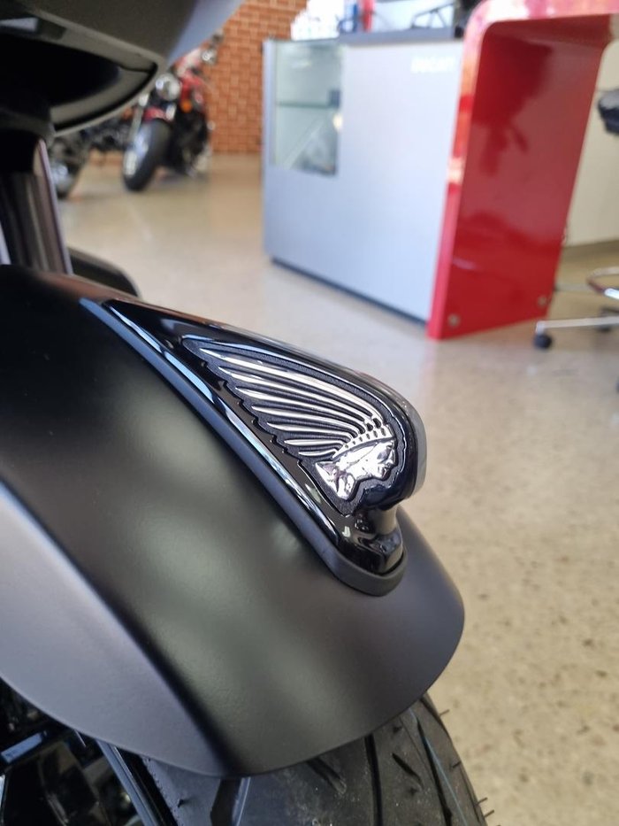 2025 Indian Challenger Dark Horse 112