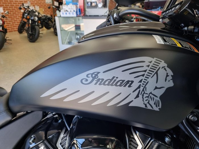 2025 Indian Challenger Dark Horse 112