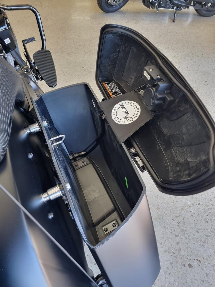 2025 Indian Challenger Dark Horse 112