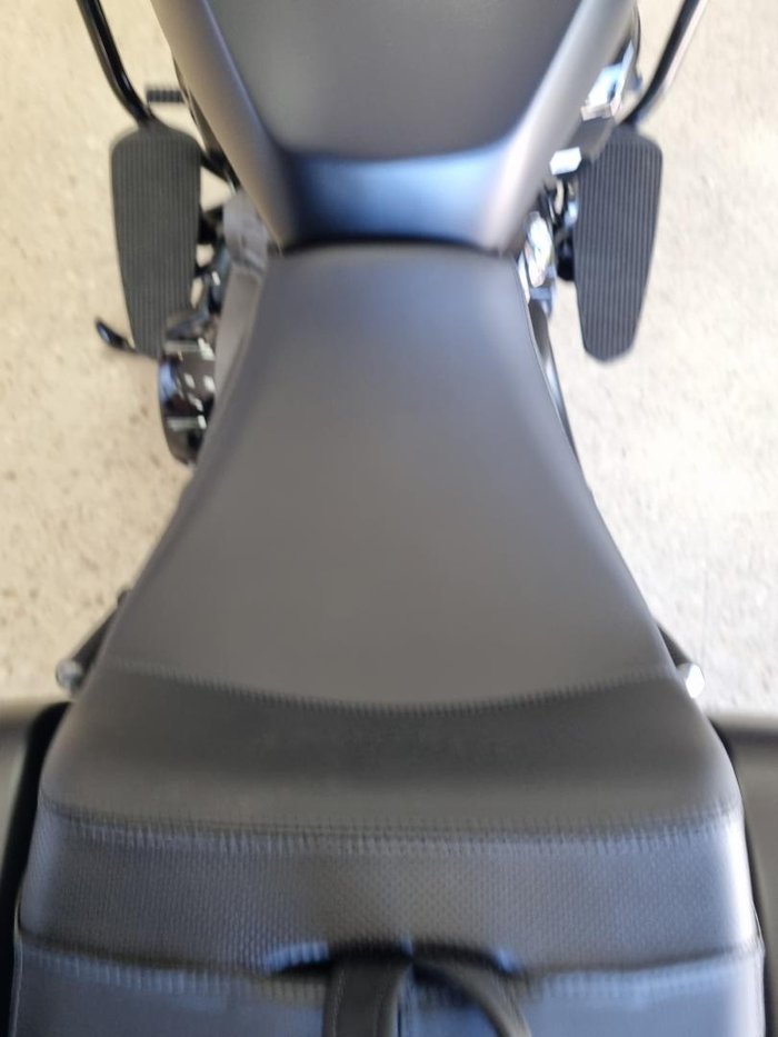 2025 Indian Challenger Dark Horse 112