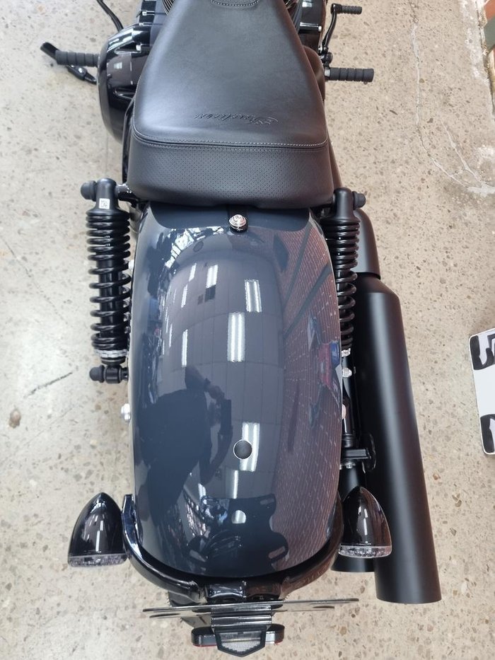 2025 Indian Chief Dark Horse 1890