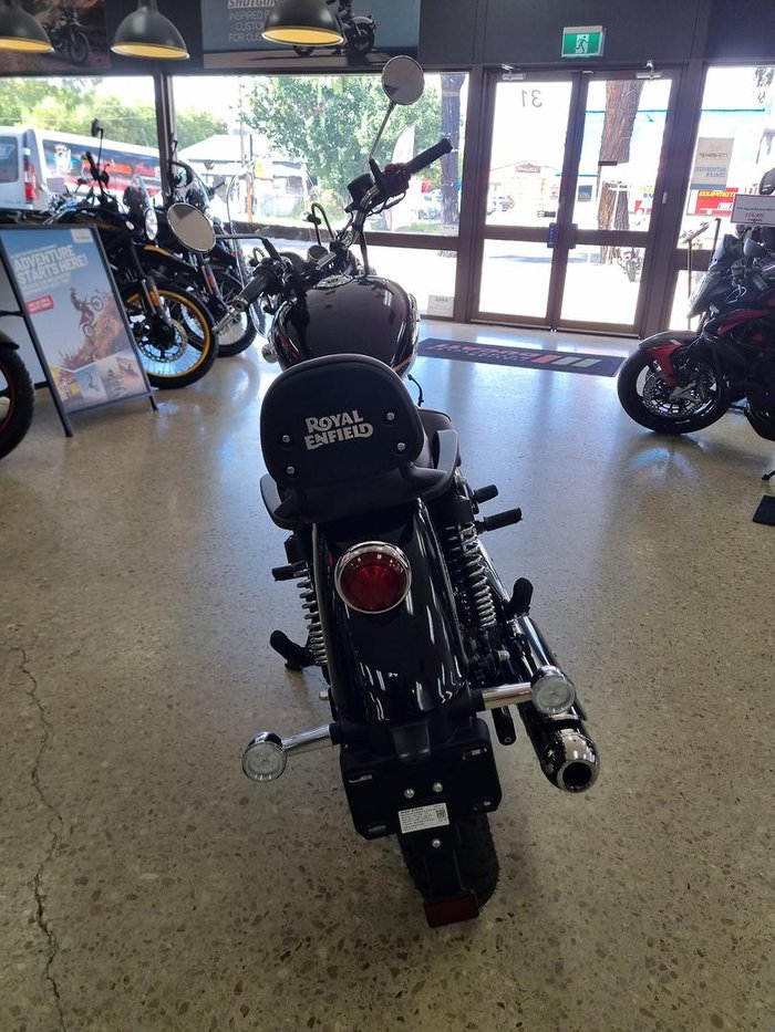 2025 Royal Enfield Meteor 350 Supernova