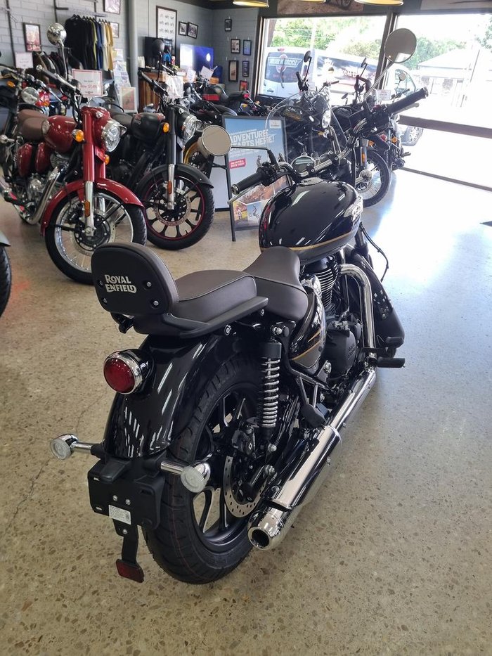 2025 Royal Enfield Meteor 350 Supernova