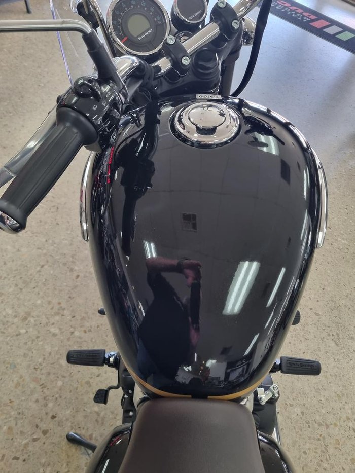 2025 Royal Enfield Meteor 350 Supernova