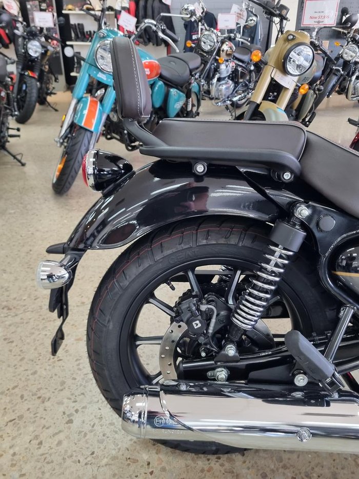 2025 Royal Enfield Meteor 350 Supernova