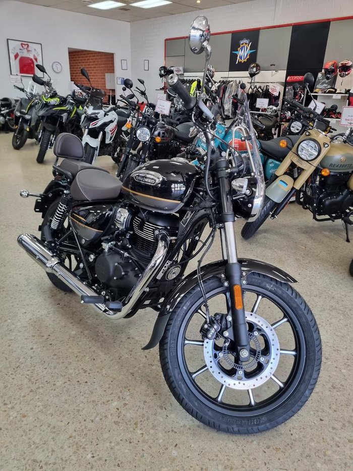 2025 Royal Enfield Meteor 350 Supernova