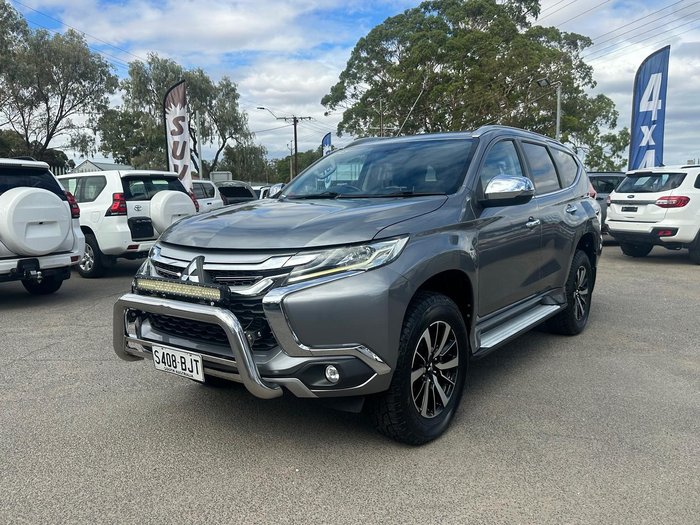 2016 Mitsubishi Pajero Sport GLS