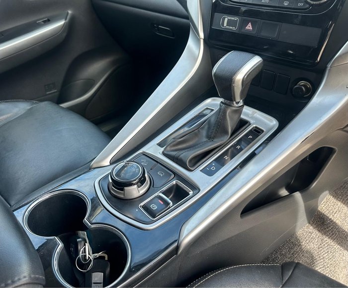 2016 Mitsubishi Pajero Sport GLS