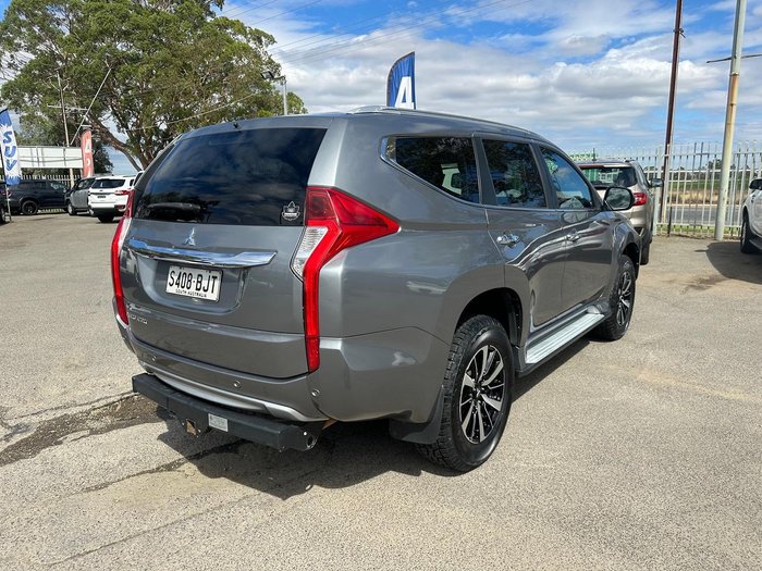 2016 Mitsubishi Pajero Sport GLS