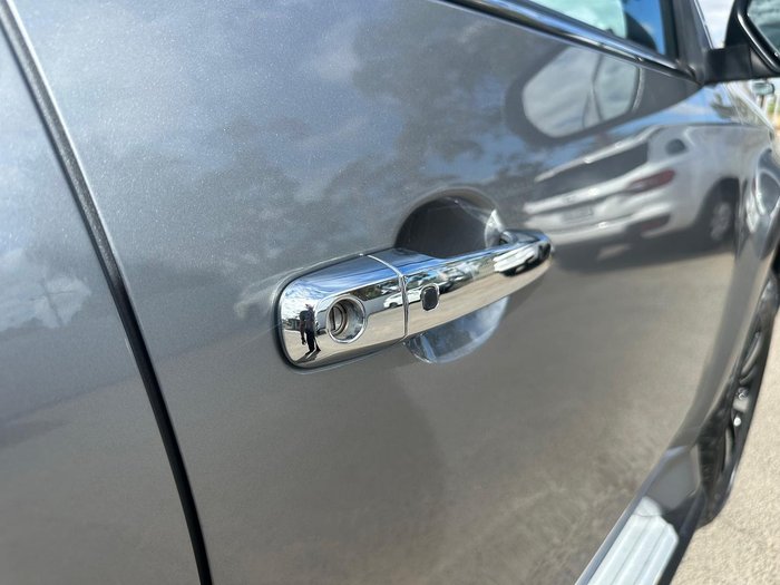 2016 Mitsubishi Pajero Sport GLS