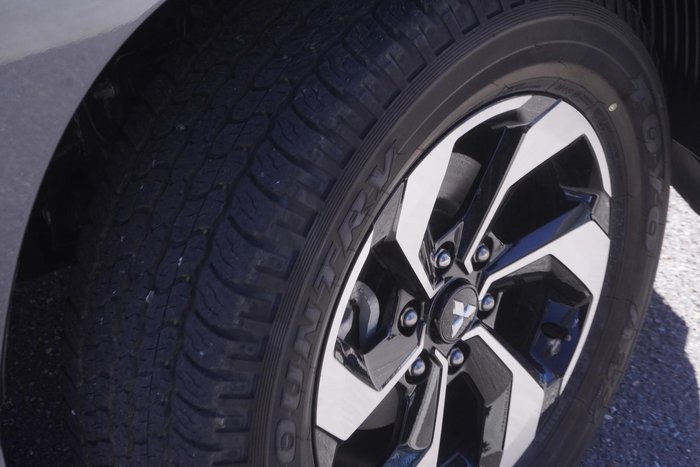2024 Mitsubishi Pajero Sport Exceed