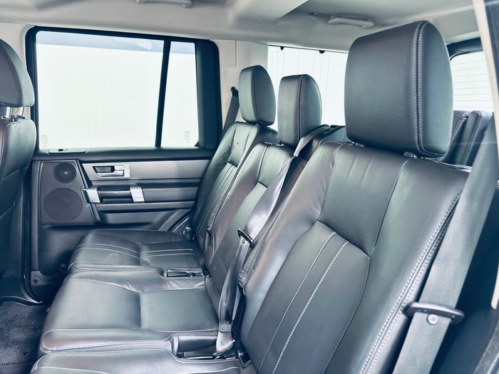 2016 Land Rover Discovery TDV6 Series 4 MY16.5 4X4 Dual Range Fuji White