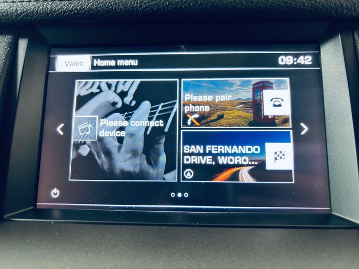 2016 Land Rover Discovery TDV6 Series 4 MY16.5 4X4 Dual Range Fuji White